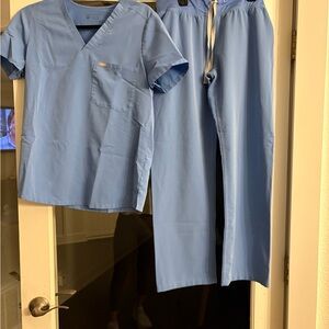Figs Light Blue Scrub Set